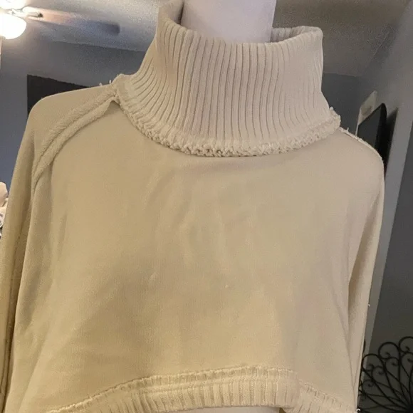 Free People Cream We the Free New Shrug one of a kind - Picture 4 of 6